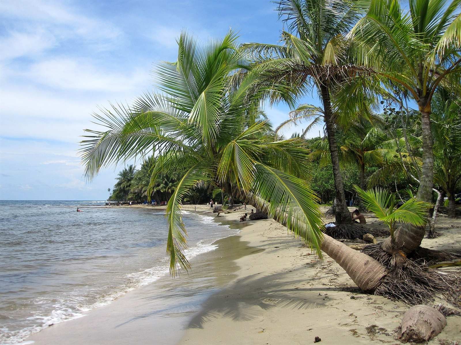 Manzanillo and Gandoca-Manzanillo · 23.5 km